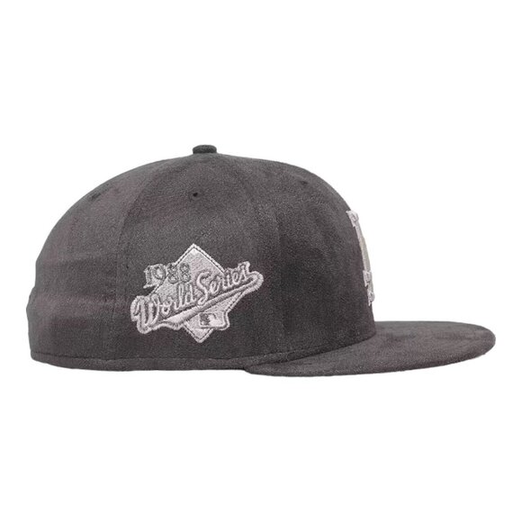 New Era Oakland Raiders 59FIFTY Fitted Hat Suede Super Bowl  New Era Oakland Raiders 59FIFTY Fitted Hat Suede Super Bowl XVIII Patch